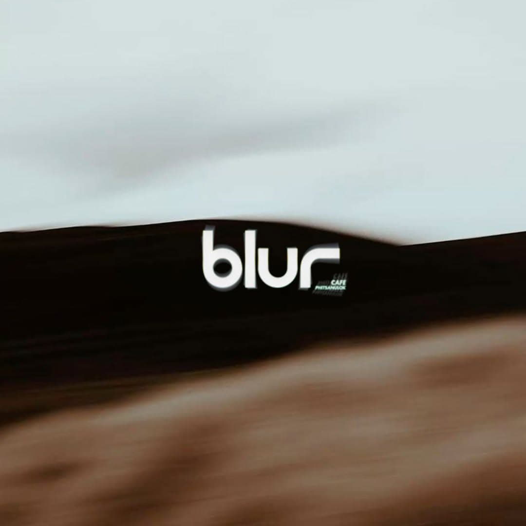 Blur Cafe logo